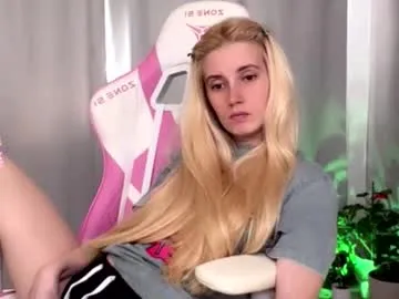 super_peach_stream Image 16