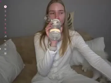 Blonde_sexy21 – webcam model profile photo Image 11