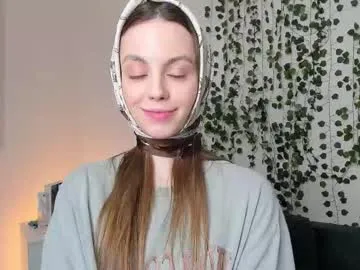 mollysiaa – webcam model profile photo Image 11