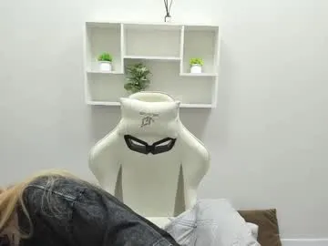 misssweettie – webcam model profile photo Image 9