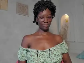 didiane_ chat room preview Image 6