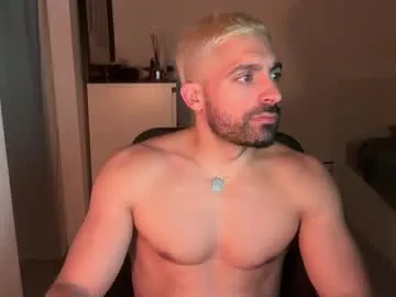 BombshellChasity chat room preview Image 11