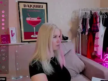 sareandrob – webcam model profile photo Image 6