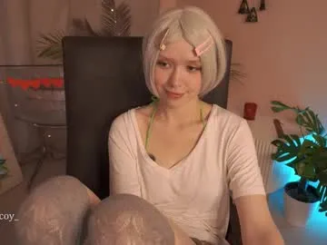 little_effy18_ chat room preview Image 15