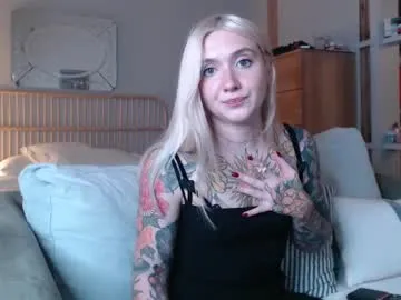 tattoobbgirl chat room preview