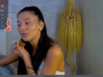 funny_to_see_you_here – webcam model profile photo Image 12