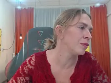 sareandrob – webcam model profile photo Image 12