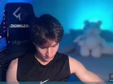 bright_diamonds_054 – webcam model profile photo Image 18