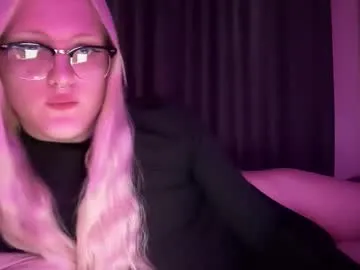 merrilyn – webcam model profile photo Image 2