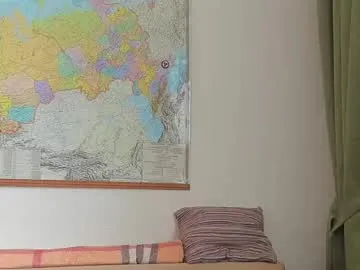 paulina_lux – webcam model profile photo Image 9