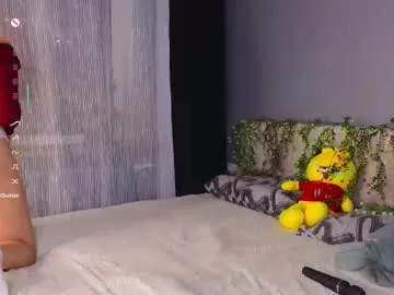 sweett_petite – webcam model profile photo Image 8