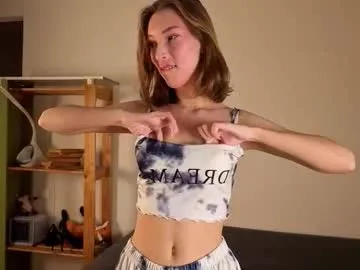 cristinavinci – webcam model profile photo Image 6