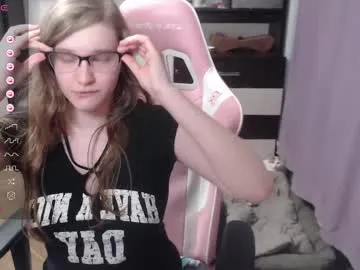 queeneliaa_ – webcam model profile photo Image 5