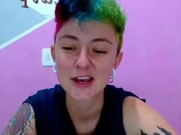 tarawhite_ chat room preview Image 15