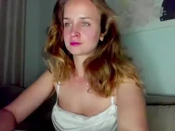 bestblondiiecb – webcam model profile photo Image 15