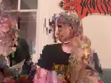 ava_delightt – webcam model profile photo Image 3