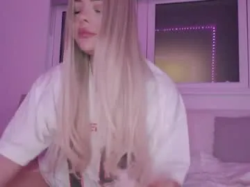 sladkoezka – webcam model profile photo Image 16