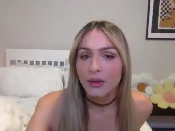 annatigarr – webcam model profile photo Image 3