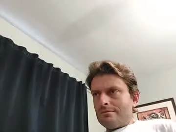 mary_romance chat room preview Image 3