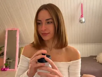 mili_moon_ – webcam model profile photo Image 10