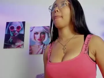 valentina_king18 Image 15