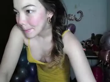 little_effy18_ chat room preview Image 11