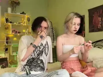 little_nabi – webcam model profile photo Image 17