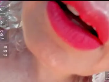 outerspace2000 chat room preview Image 14