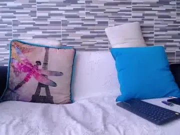 blushing_star – webcam model profile photo Image 18