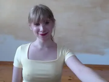 lola_lush01 – webcam model profile photo Image 11