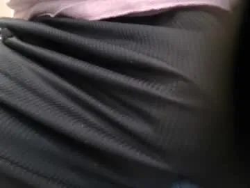 LucinderLush – webcam model profile photo Image 3