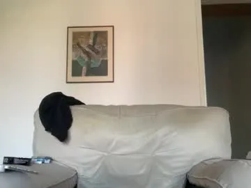 bright_diamonds_054 – webcam model profile photo Image 16