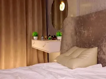 luminaya chat room preview Image 3