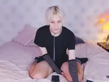 gina_akemi – webcam model profile photo Image 5