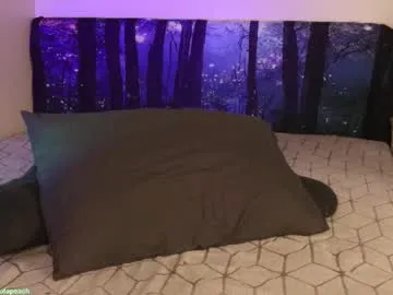 emily_valencia_1 – webcam model profile photo Image 13