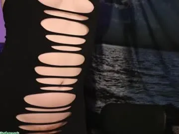 emily_valencia_1 – webcam model profile photo Image 19