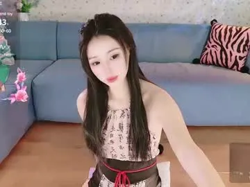 SunnyBlush – webcam model profile photo Image 2