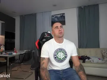 angellspartner – webcam model profile photo Image 16