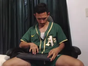 chloechain chat room preview Image 6