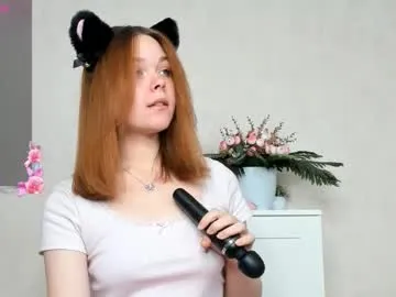 elaanna – webcam model profile photo Image 14