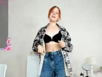 elaanna – webcam model profile photo Image 8