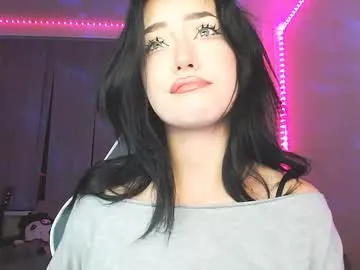 little_effy18_ chat room preview Image 17