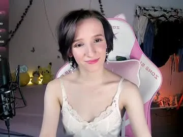 yellow_songbird – webcam model profile photo