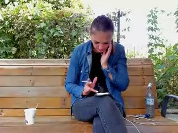 bezvanili – webcam model profile photo Image 15