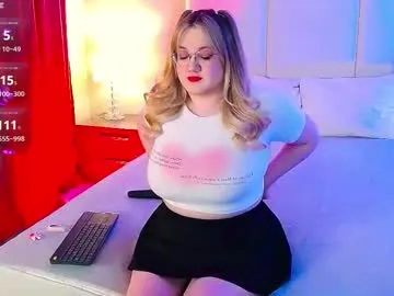 little_effy18_ chat room preview Image 19