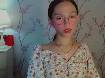 sigmasian – webcam model profile photo Image 2