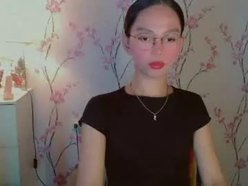 sigmasian – webcam model profile photo Image 8