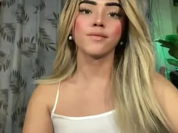 little_effy18_ chat room preview Image 7