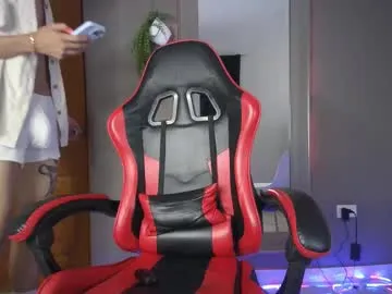 lia_xiomy_ chat room preview Image 12