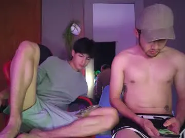 lia_xiomy_ chat room preview Image 14